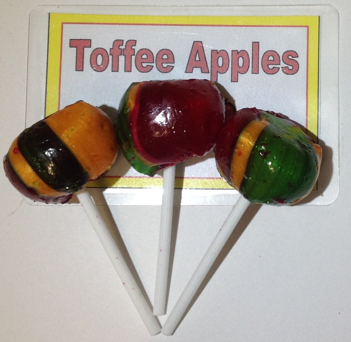 Picture of Toffee Apples on Sticks (4 pieces)